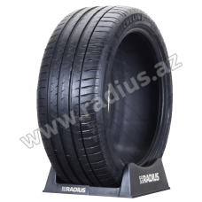 Pilot Sport 4 245/35 R19